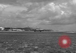 Standbild WB-50D Wetter Service Flugzeuge Schwanz Nummer 50-4040 Bermuda, 1955, aus Sekunde 10 historischem Filmmaterial Videoclip 65675076432