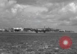 Standbild WB-50D Wetter Service Flugzeuge Schwanz Nummer 50-4040 Bermuda, 1955, aus Sekunde 13 historischem Filmmaterial Videoclip 65675076432