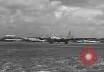 Standbild WB-50D Wetter Service Flugzeuge Schwanz Nummer 50-4040 Bermuda, 1955, aus Sekunde 15 historischem Filmmaterial Videoclip 65675076432