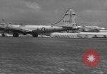 Standbild WB-50D Wetter Service Flugzeuge Schwanz Nummer 50-4040 Bermuda, 1955, aus Sekunde 20 historischem Filmmaterial Videoclip 65675076432