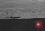 Immagine di WB-50 aeromobili in fase di decollo Bermuda, 1955, secondo 5 filmato di repertorio 65675076441