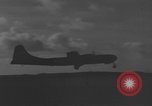 Immagine di WB-50 aeromobili in fase di decollo Bermuda, 1955, secondo 9 filmato di repertorio 65675076441