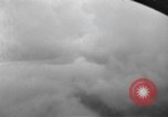 Image WB-29 du 59e vol de reconnaissance Météo l'île des Bermudes, 1955, de la seconde 40 séquences d'archives historiques vidéo 65675076444