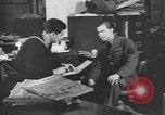 Immagine di Yank Magazine United States USA, 1944, secondo 44 filmato di repertorio 65675076460