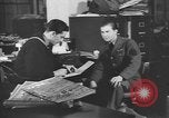 Immagine di Yank Magazine United States USA, 1944, secondo 47 filmato di repertorio 65675076460