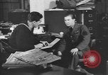 Immagine di Yank Magazine United States USA, 1944, secondo 49 filmato di repertorio 65675076460