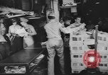 Immagine di Yank Magazine United States USA, 1944, secondo 30 filmato di repertorio 65675076461