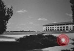 Standbild die neuen Rekruten kommen Sie an einer Base zu beginnen die USA fliegen Cadet Programm Texas USA, 1940, aus Sekunde 8 historischem Filmmaterial Videoclip 65675076477