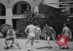 Image US Army Air Forces battant cadets jouant au basket-ball Texas USA, 1940, de la seconde 16 séquences d'archives historiques vidéo 65675076480