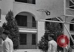Image US Army Air Forces battant cadets jouant au basket-ball Texas USA, 1940, de la seconde 25 séquences d'archives historiques vidéo 65675076480