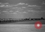 Image american flying cadets ne callisthénie avec des fusils Texas USA, 1940, de la seconde 5 séquences d'archives historiques vidéo 65675076481