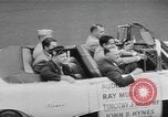 Standbild Audie Murphy Boston Massachusetts USA, 1955, aus Sekunde 5 historischem Filmmaterial Videoclip 65675076487