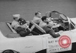 Standbild Audie Murphy Boston Massachusetts USA, 1955, aus Sekunde 6 historischem Filmmaterial Videoclip 65675076487