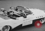 Standbild Audie Murphy Boston Massachusetts USA, 1955, aus Sekunde 8 historischem Filmmaterial Videoclip 65675076487