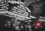 Standbild Audie Murphy Boston Massachusetts USA, 1955, aus Sekunde 18 historischem Filmmaterial Videoclip 65675076487