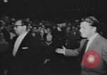 Standbild Audie Murphy Boston Massachusetts USA, 1955, aus Sekunde 32 historischem Filmmaterial Videoclip 65675076487