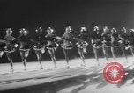 Standbild Ice Capades von 1956 Atlantic City New Jersey USA, 1955, aus Sekunde 16 historischem Filmmaterial Videoclip 65675076491