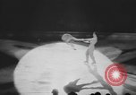 Standbild Ice Capades von 1956 Atlantic City New Jersey USA, 1955, aus Sekunde 31 historischem Filmmaterial Videoclip 65675076491