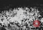 Standbild Ice Capades von 1956 Atlantic City New Jersey USA, 1955, aus Sekunde 37 historischem Filmmaterial Videoclip 65675076491