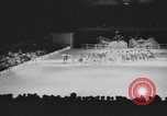 Standbild Ice Capades von 1956 Atlantic City New Jersey USA, 1955, aus Sekunde 40 historischem Filmmaterial Videoclip 65675076491