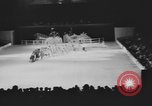Standbild Ice Capades von 1956 Atlantic City New Jersey USA, 1955, aus Sekunde 43 historischem Filmmaterial Videoclip 65675076491