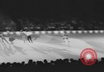 Standbild Ice Capades von 1956 Atlantic City New Jersey USA, 1955, aus Sekunde 49 historischem Filmmaterial Videoclip 65675076491