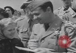 Standbild Audie Murphy Tacoma Washington Fort Lewis USA, 1954, aus Sekunde 6 historischem Filmmaterial Videoclip 65675076498