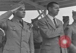 Standbild Audie Murphy Tacoma Washington Fort Lewis USA, 1954, aus Sekunde 22 historischem Filmmaterial Videoclip 65675076498