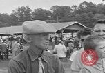 Standbild Hambletonian racing Goshen New York USA, 1954, aus Sekunde 11 historischem Filmmaterial Videoclip 65675076499