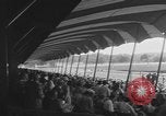 Standbild Hambletonian racing Goshen New York USA, 1954, aus Sekunde 18 historischem Filmmaterial Videoclip 65675076499