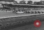 Standbild Hambletonian racing Goshen New York USA, 1954, aus Sekunde 21 historischem Filmmaterial Videoclip 65675076499