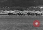 Standbild Hambletonian racing Goshen New York USA, 1954, aus Sekunde 42 historischem Filmmaterial Videoclip 65675076499