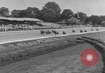 Standbild Hambletonian racing Goshen New York USA, 1954, aus Sekunde 48 historischem Filmmaterial Videoclip 65675076499