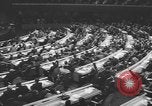 Standbild der Generalversammlung der Vereinten Nationen New York City USA, 1954, aus Sekunde 35 historischem Filmmaterial Videoclip 65675076501