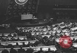 Standbild der Generalversammlung der Vereinten Nationen New York City USA, 1954, aus Sekunde 48 historischem Filmmaterial Videoclip 65675076501