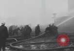 Standbild Schäden durch Brand Paris Frankreich, 1954, aus Sekunde 9 historischem Filmmaterial Videoclip 65675076502