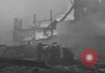 Standbild Schäden durch Brand Paris Frankreich, 1954, aus Sekunde 45 historischem Filmmaterial Videoclip 65675076502