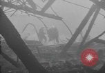 Standbild Schäden durch Brand Paris Frankreich, 1954, aus Sekunde 47 historischem Filmmaterial Videoclip 65675076502