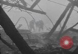 Standbild Schäden durch Brand Paris Frankreich, 1954, aus Sekunde 48 historischem Filmmaterial Videoclip 65675076502