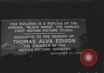 Immagine di Svelando la placca West Orange New Jersey USA, 1954, secondo 11 filmato di repertorio 65675076503