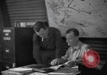 Standbild Yank Magazin Pacific Theater, 1945, aus Sekunde 28 historischem Filmmaterial Videoclip 65675076515