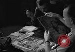 Standbild Yank Magazin Pacific Theater, 1945, aus Sekunde 37 historischem Filmmaterial Videoclip 65675076515