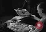 Standbild Yank Magazin Pacific Theater, 1945, aus Sekunde 42 historischem Filmmaterial Videoclip 65675076515