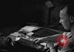 Standbild Yank Magazin Pacific Theater, 1945, aus Sekunde 50 historischem Filmmaterial Videoclip 65675076515