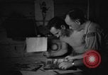 Standbild Yank Magazin Pacific Theater, 1945, aus Sekunde 11 historischem Filmmaterial Videoclip 65675076516