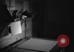 Standbild Yank Magazin Pacific Theater, 1945, aus Sekunde 17 historischem Filmmaterial Videoclip 65675076516