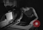 Standbild Yank Magazin Pacific Theater, 1945, aus Sekunde 22 historischem Filmmaterial Videoclip 65675076516