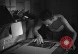 Standbild Yank Magazin Pacific Theater, 1945, aus Sekunde 50 historischem Filmmaterial Videoclip 65675076516