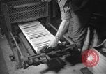 Standbild Yank Magazin Pacific Theater, 1945, aus Sekunde 29 historischem Filmmaterial Videoclip 65675076520