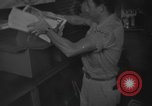 Standbild Yank Magazin Pacific Theater, 1945, aus Sekunde 15 historischem Filmmaterial Videoclip 65675076521